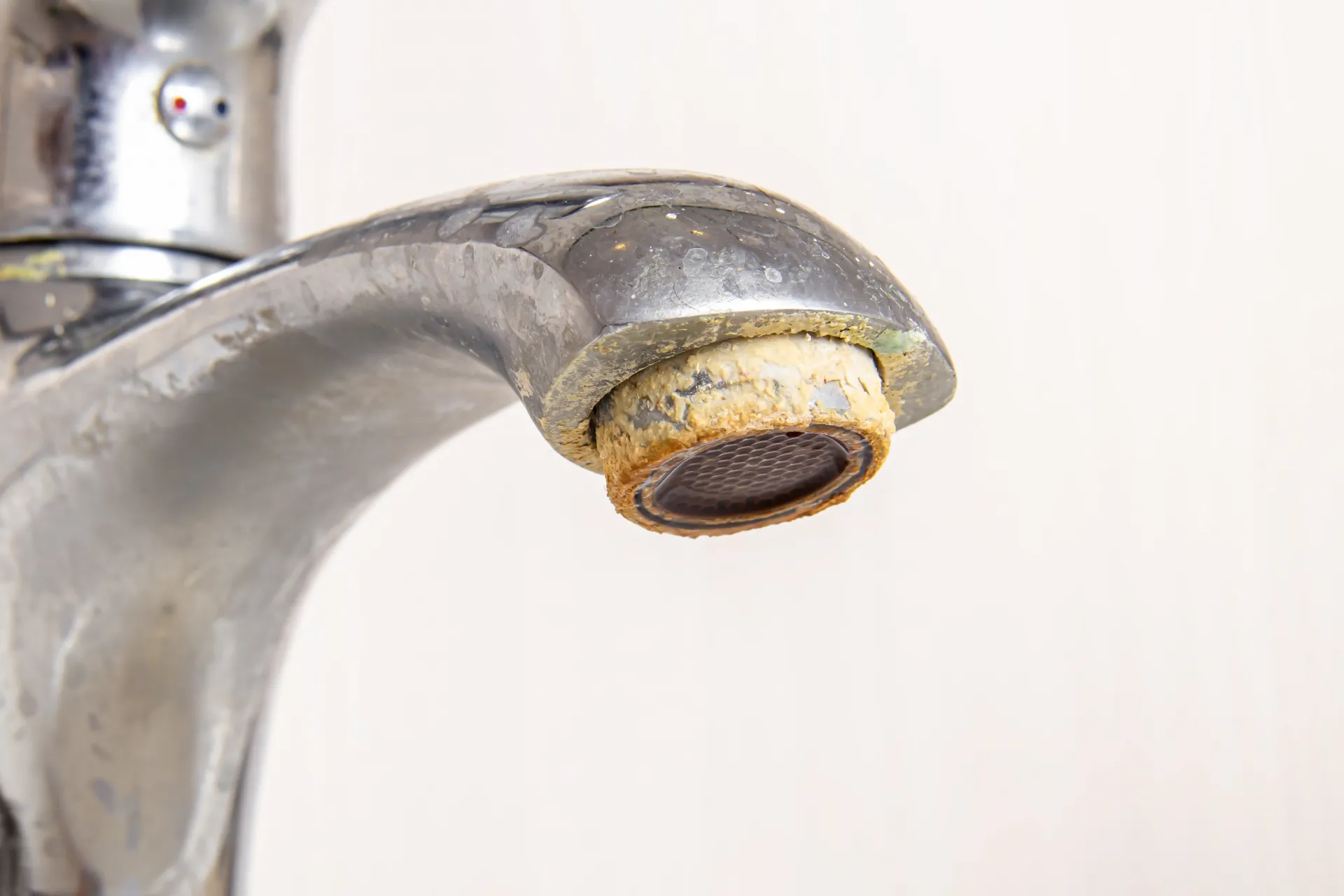 soft vs hard water limescale on tap